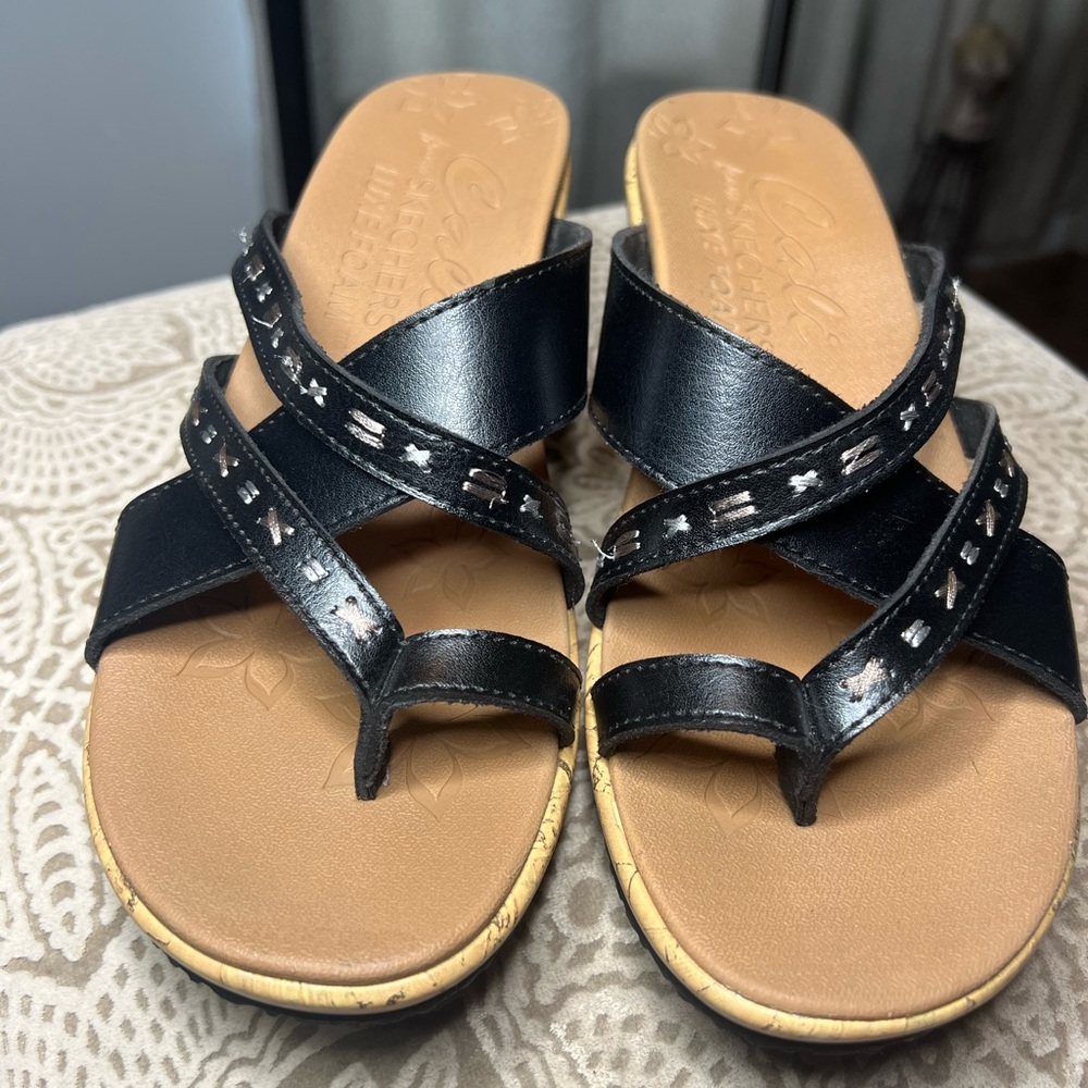 Skechers Black and Tan Women's Sandals